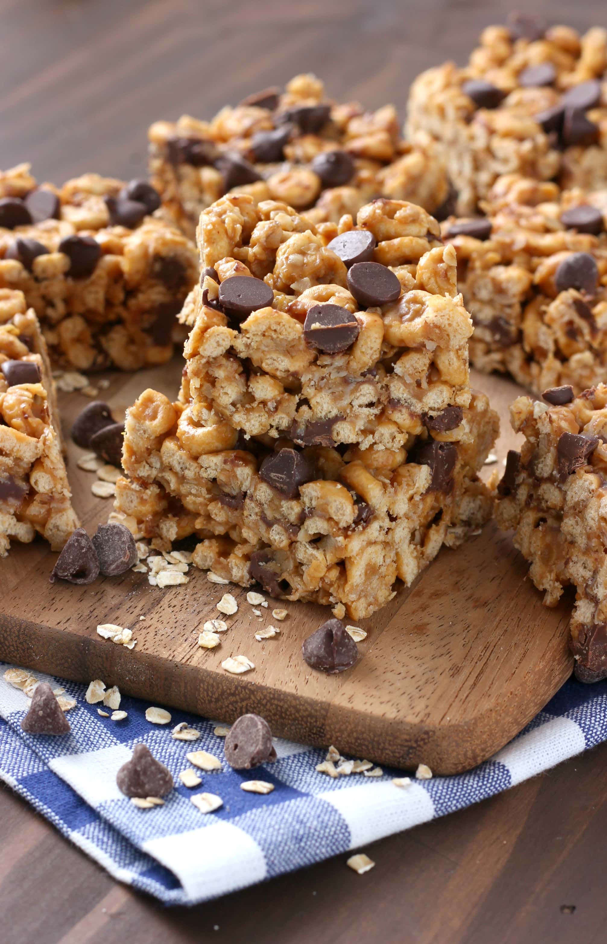 Easy Chocolate Peanut Butter Honey Cereal Bars Recipe from A Kitchen Addiction