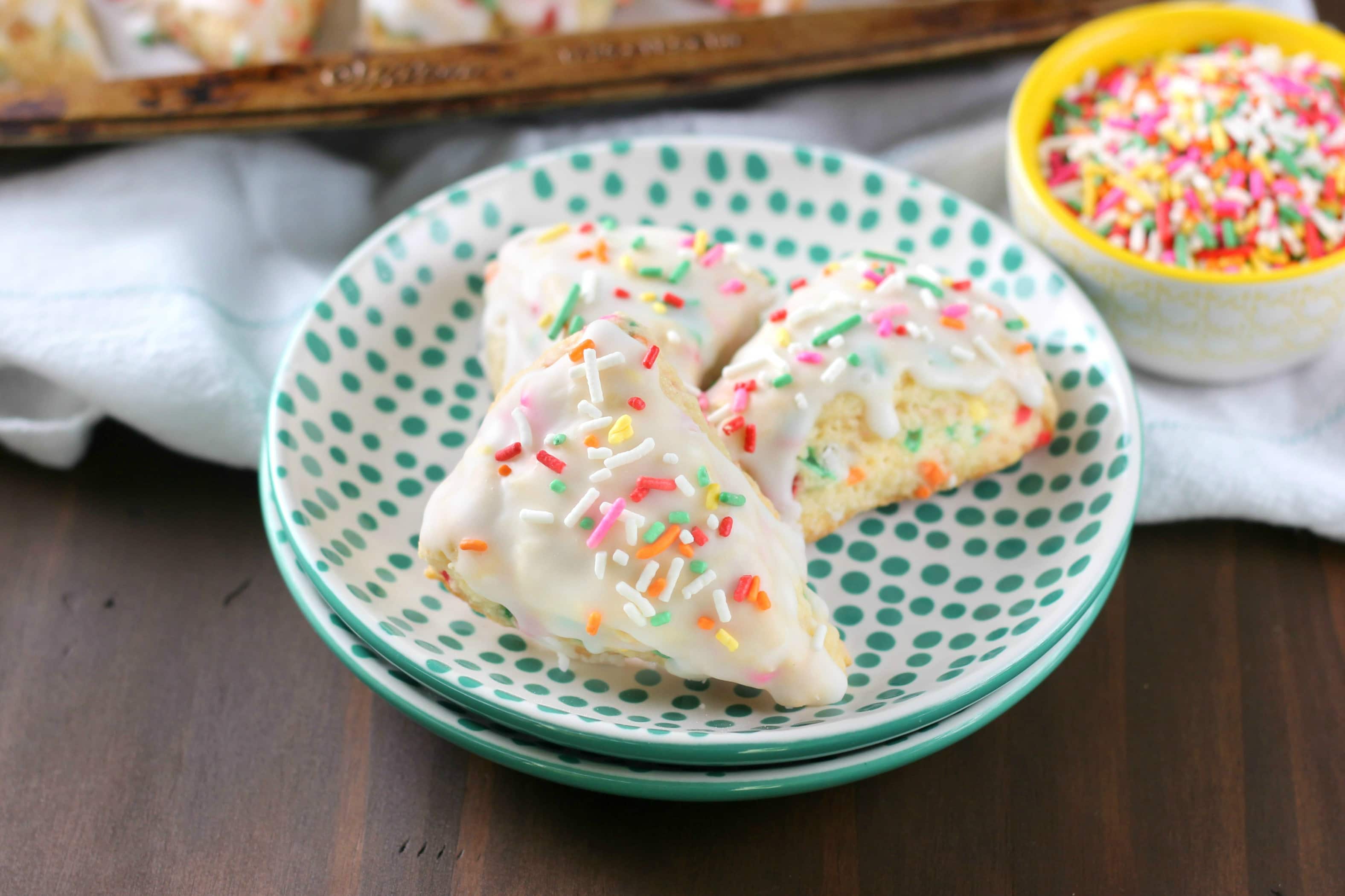 Mini Sprinkle Scones Recipe from A Kitchen Addiction