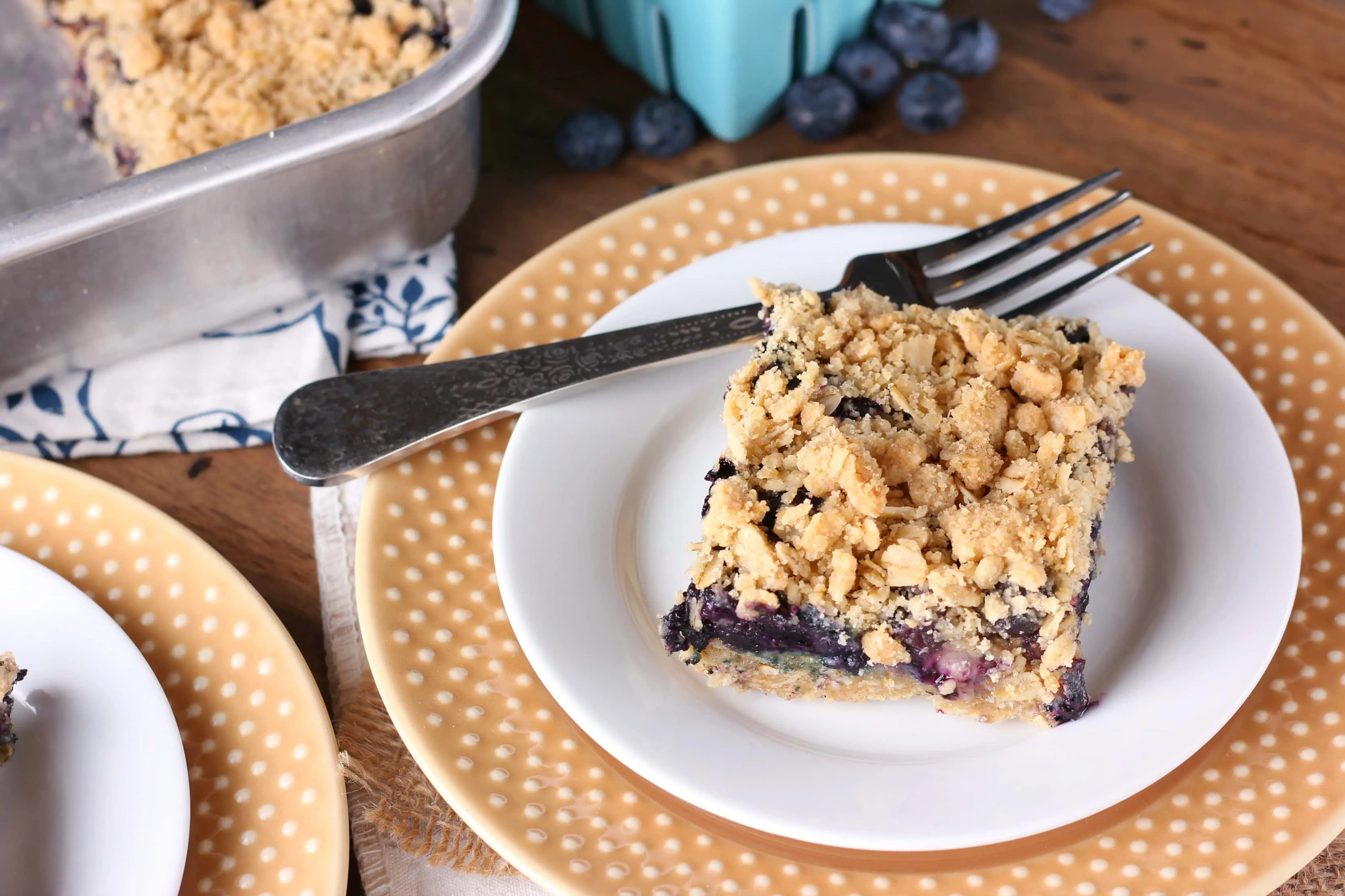 Quick and Easy Blueberry Crisp Bars Recipe
