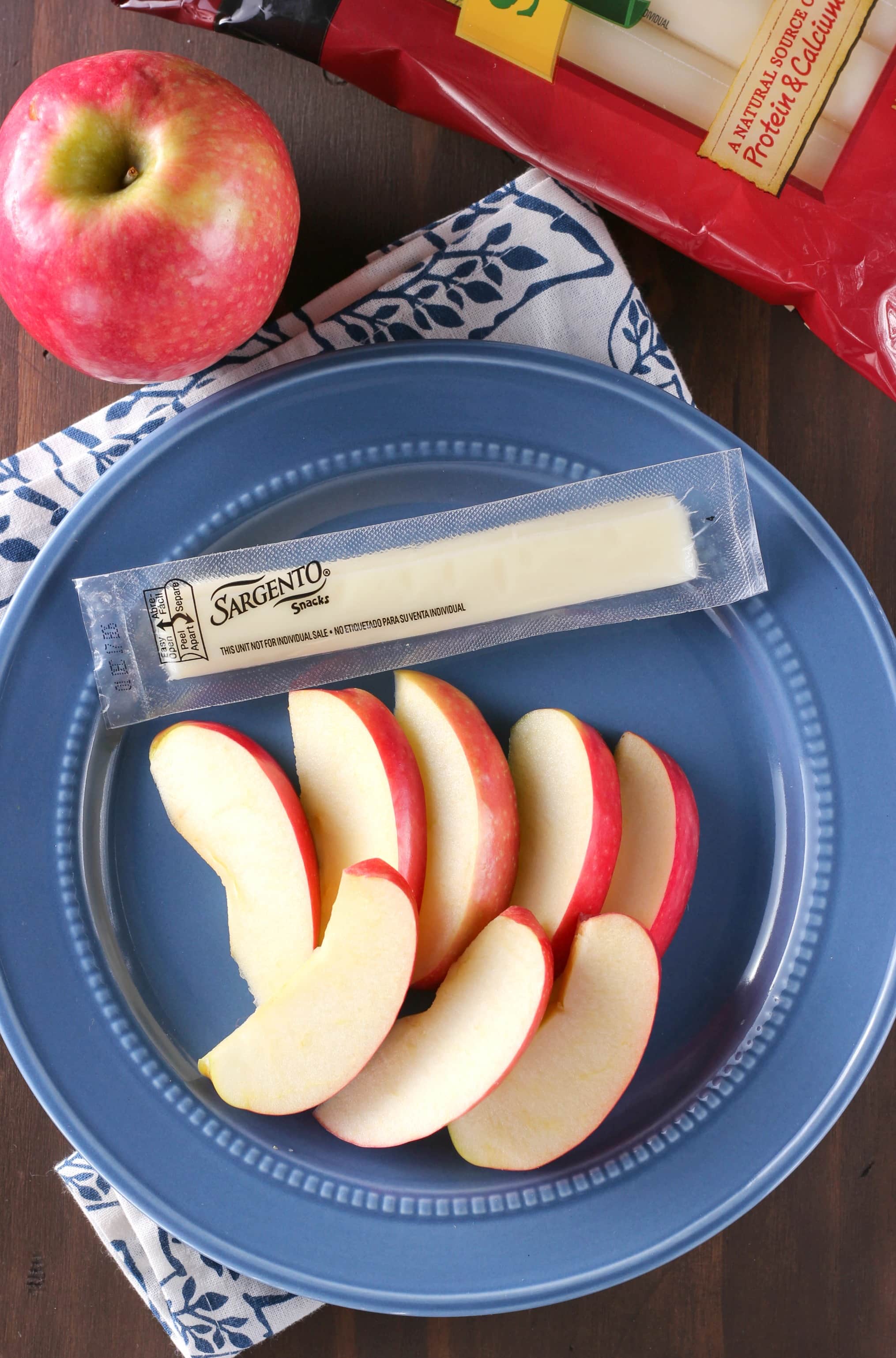 Sargento Cheese Stick with Apple Slices