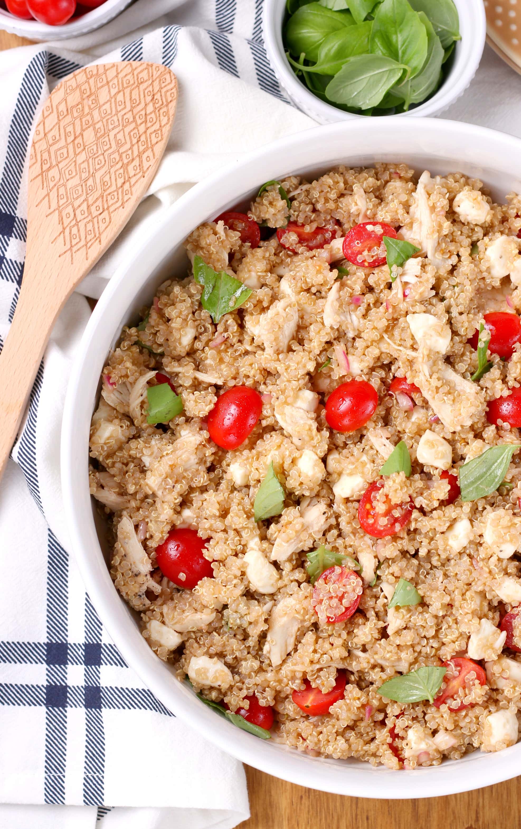 Chicken Caprese Quinoa Salad Recipe from A Kitchen Addiction