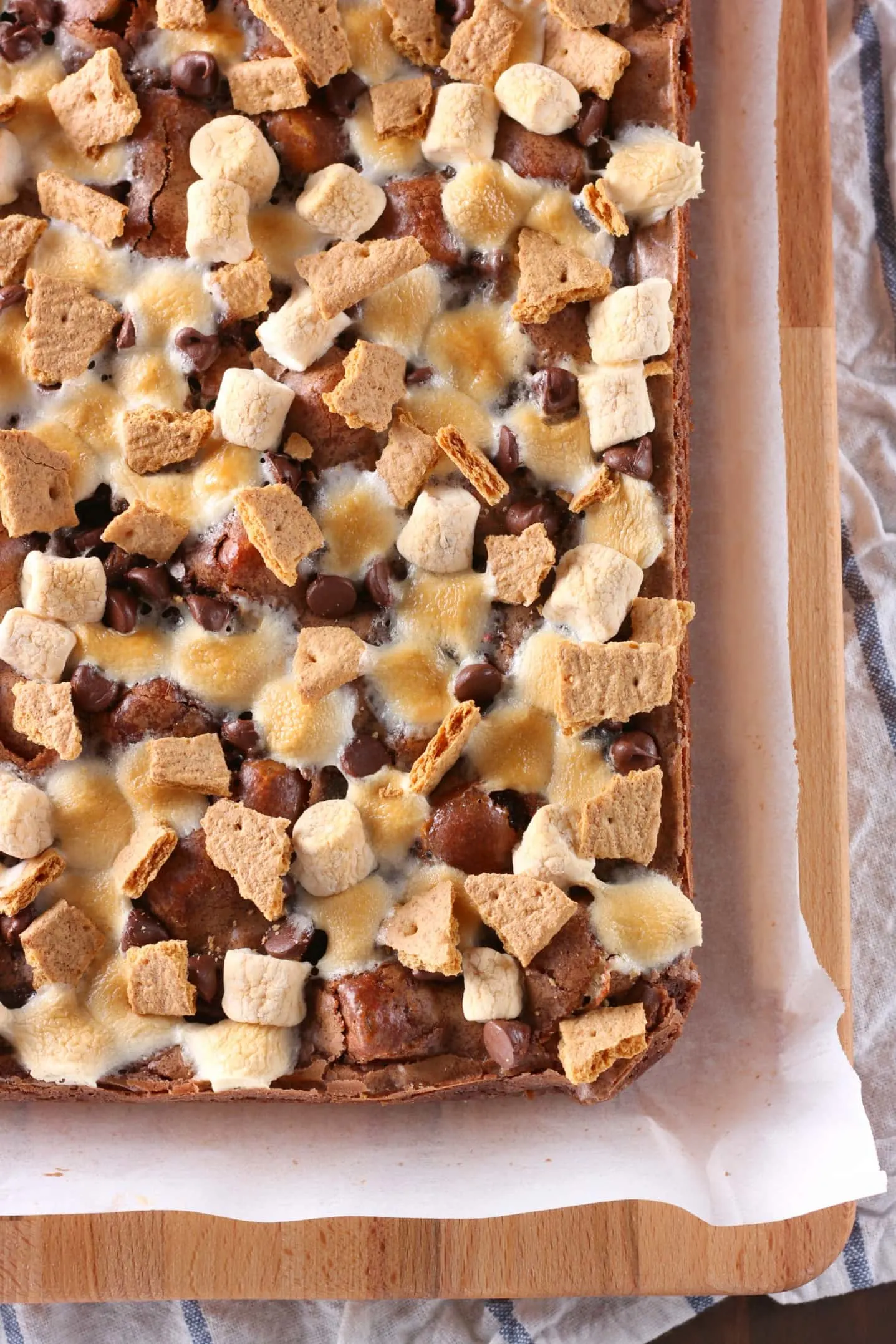 Easy One Bowl Smores Brownies Recipe from A Kitchen Addiction